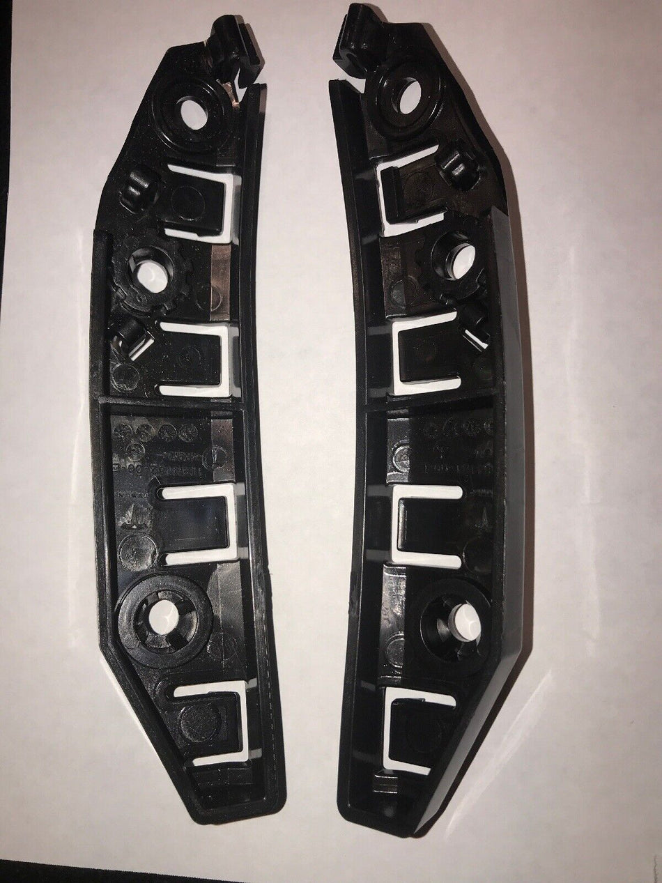 Tesla Model 3- Right Left Pair FENDER TO BUMPER BRACKET 1084182-00-E  NEW! OEM